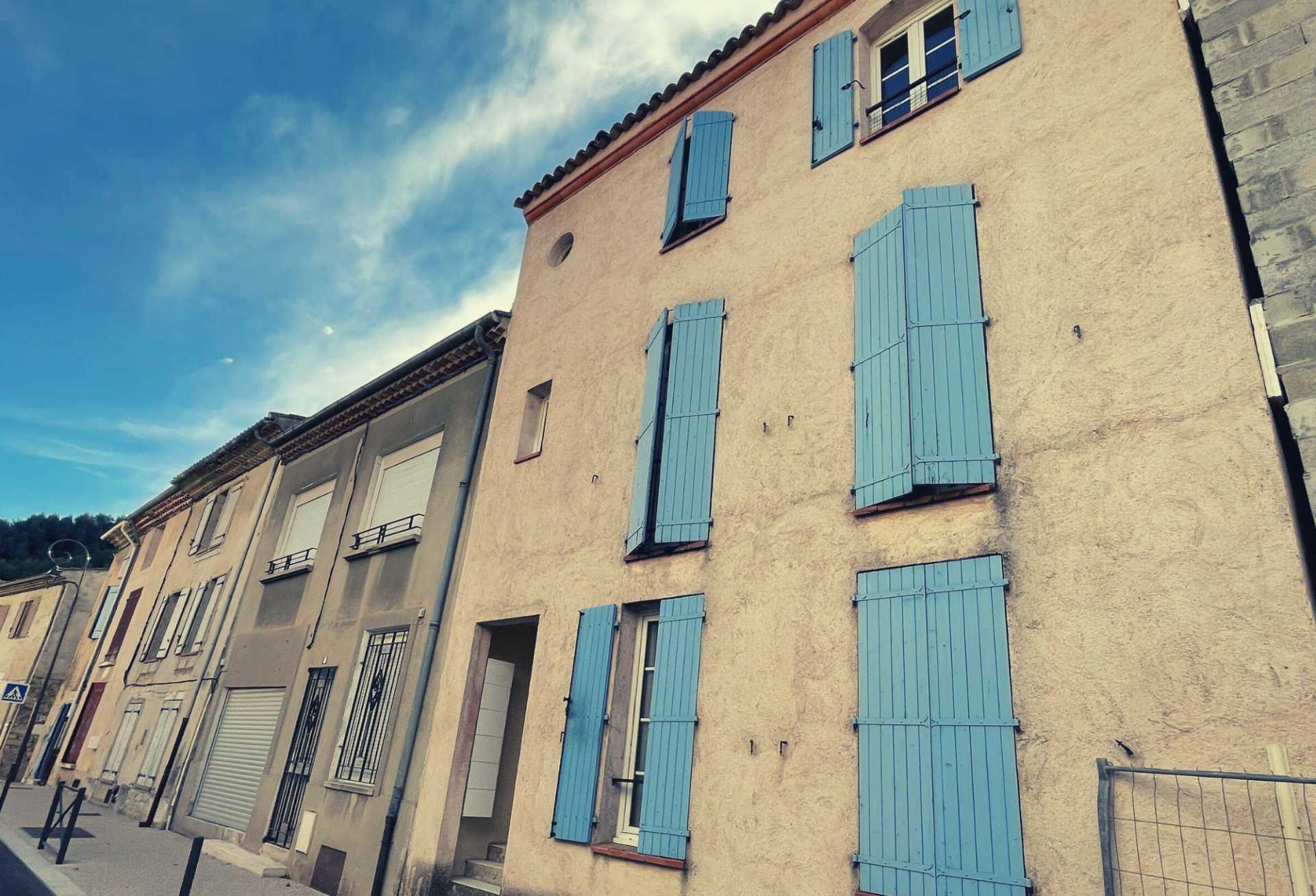 Condominium dans Meyrargues, Provence-Alpes-Côte d'Azur 11634849