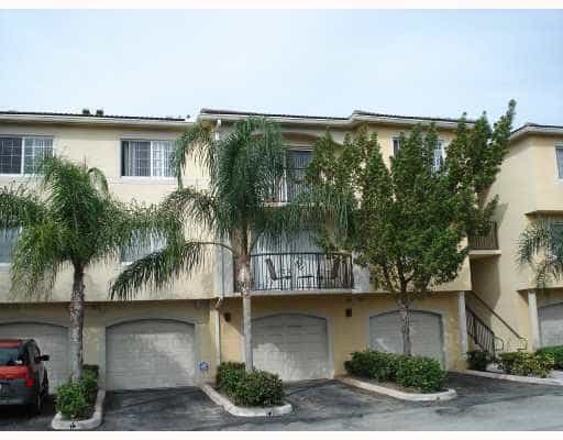 House in Royal Palm Beach, Florida 11634911