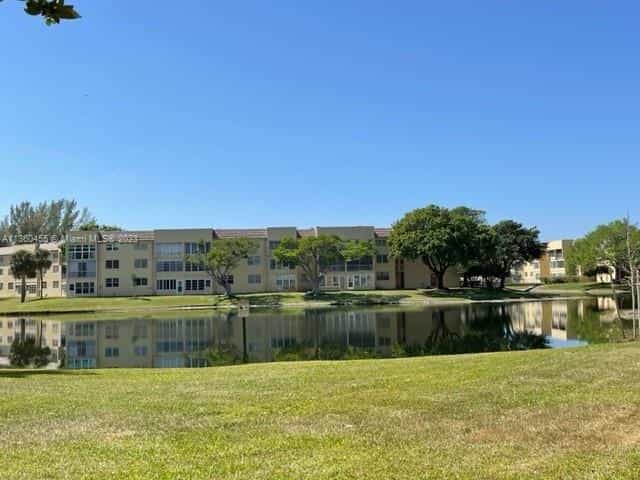 Condominium dans Tamarac, Florida 11634919