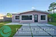 House in Golden Glades, Florida 11634931