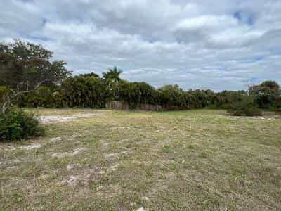 Tanah dalam Pulau Musytari, Florida 11634946