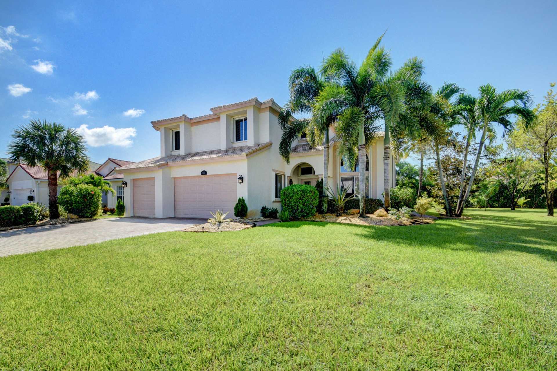 House in Wellington, Florida 11634959