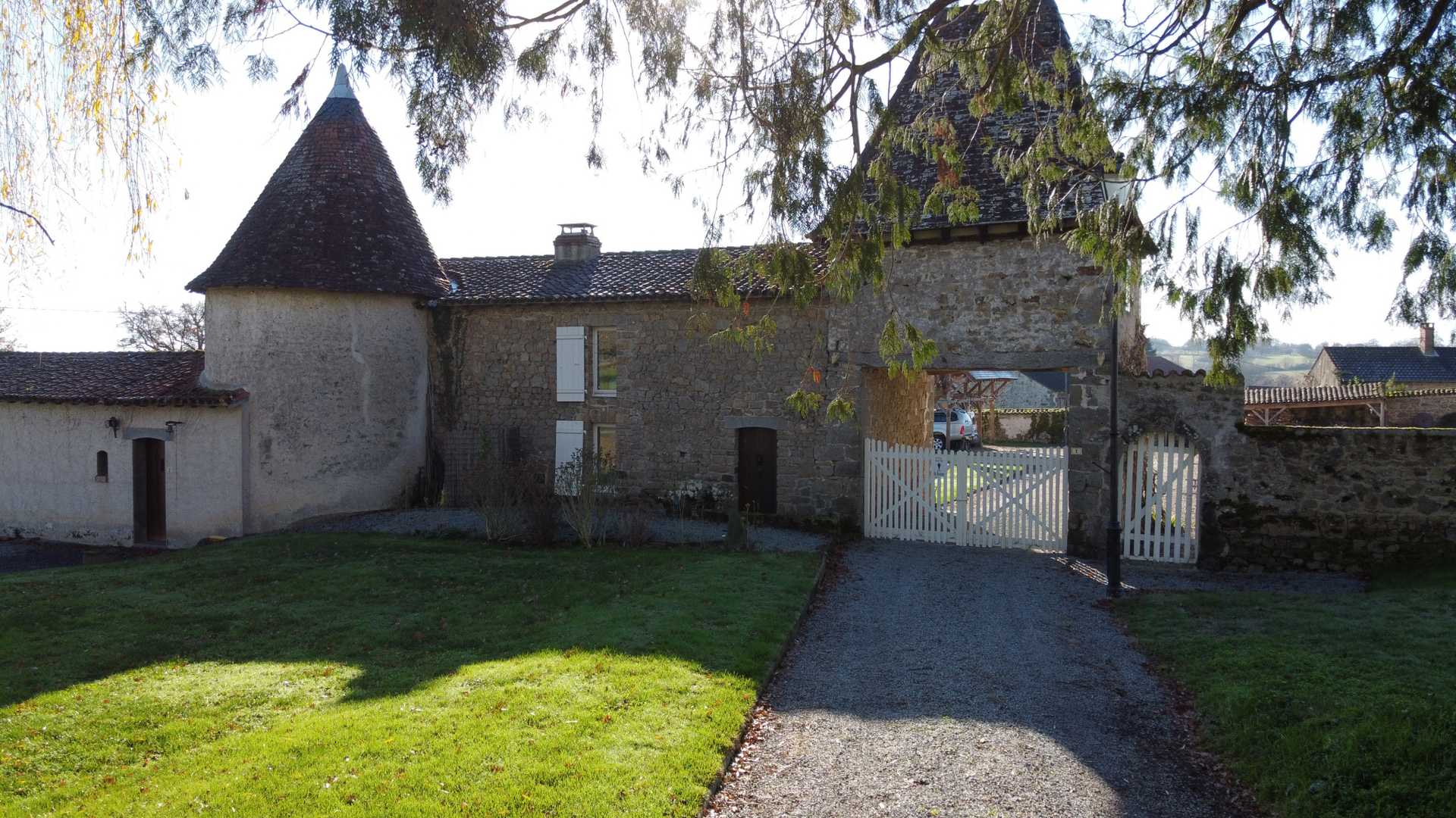 房子 在 , Nouvelle-Aquitaine 11635358