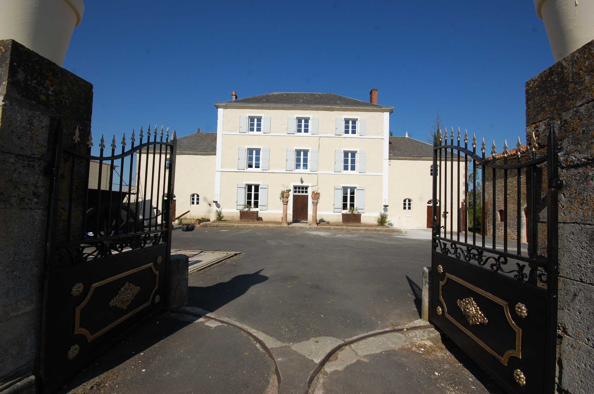 بيت في , Nouvelle-Aquitaine 11635363