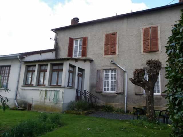 房子 在 , Nouvelle-Aquitaine 11635368