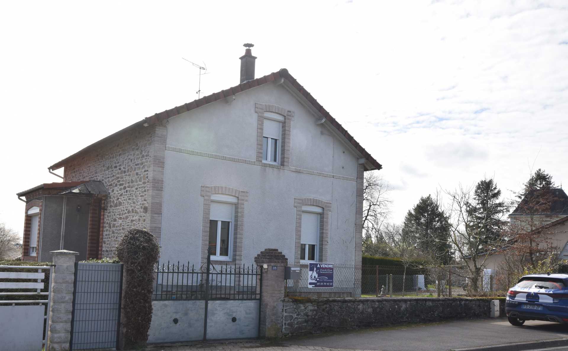 Rumah di Moissannes, Nouvelle-Aquitaine 11635388