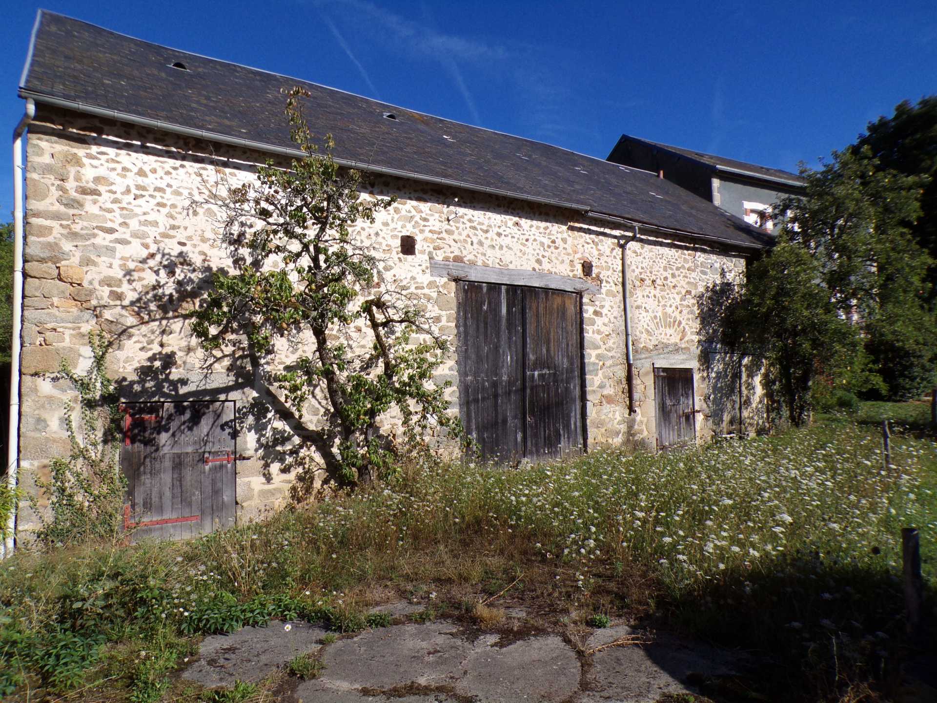 Rumah di Moissannes, Nouvelle-Aquitaine 11635401