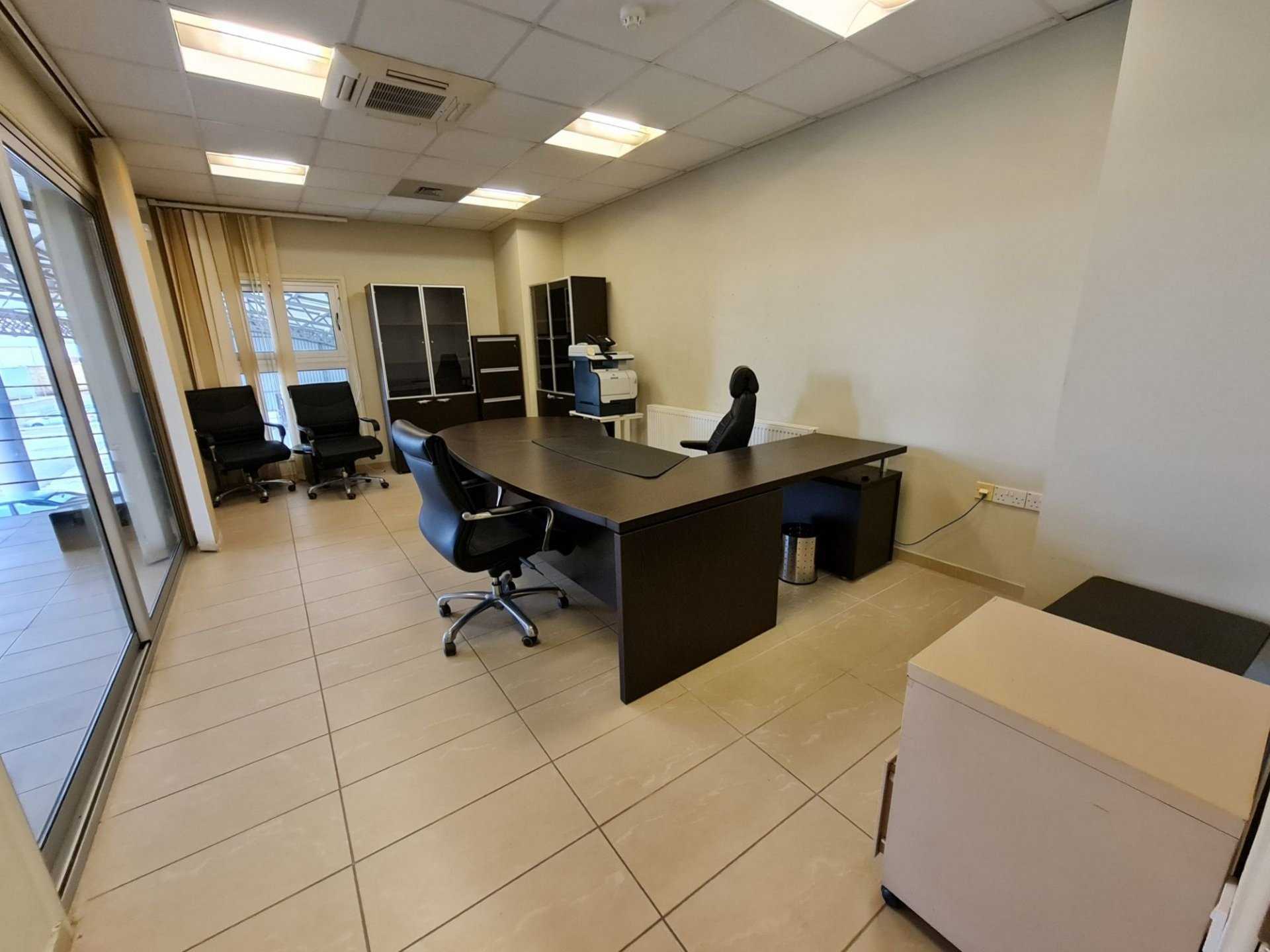 Γραφείο σε Strovolos, Nicosia 11636083