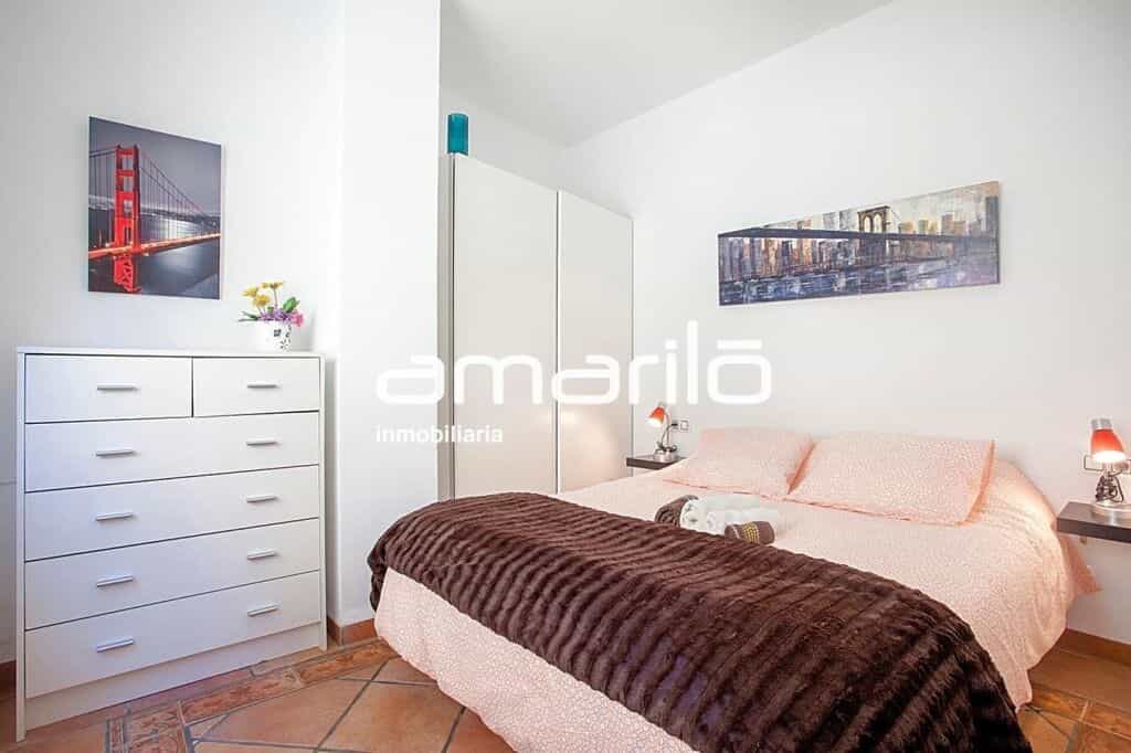 公寓 在 València, Comunidad Valenciana 11636224