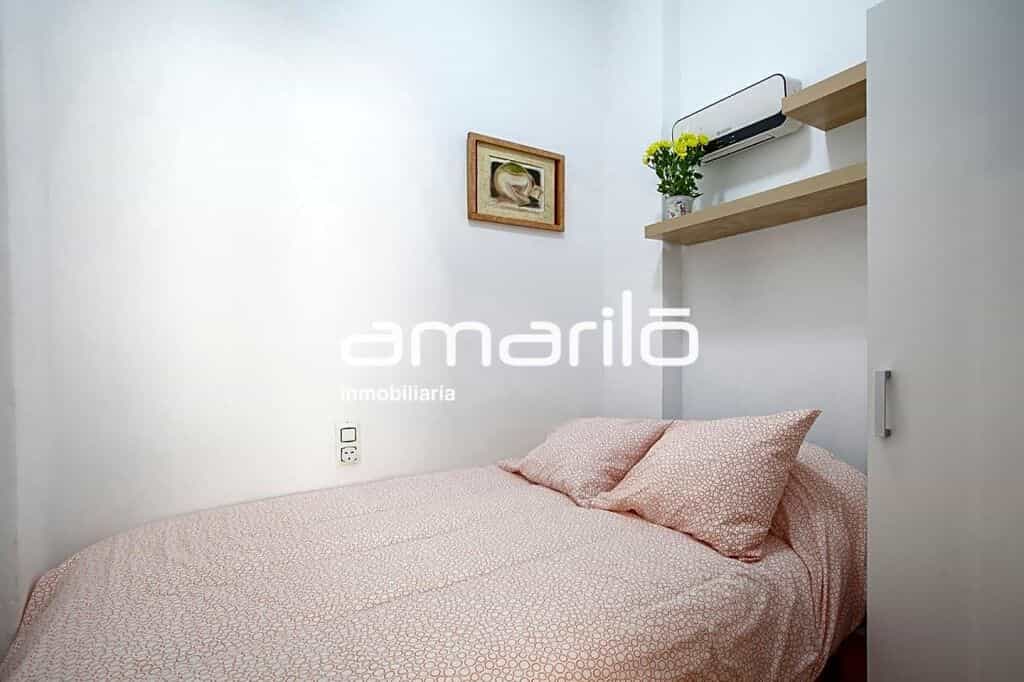公寓 在 València, Comunidad Valenciana 11636224