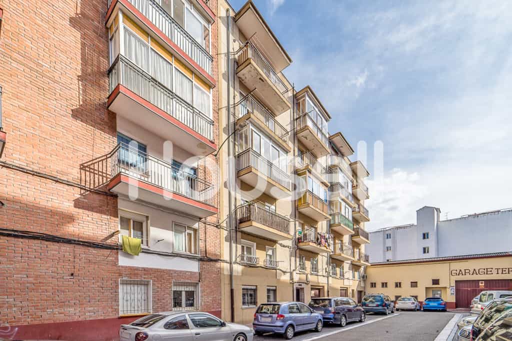 Condominium in Valladolid, Castille-Leon 11636232