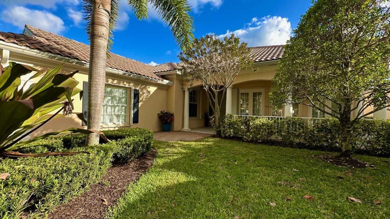 House in Palm Beach Farms, Florida 11636266