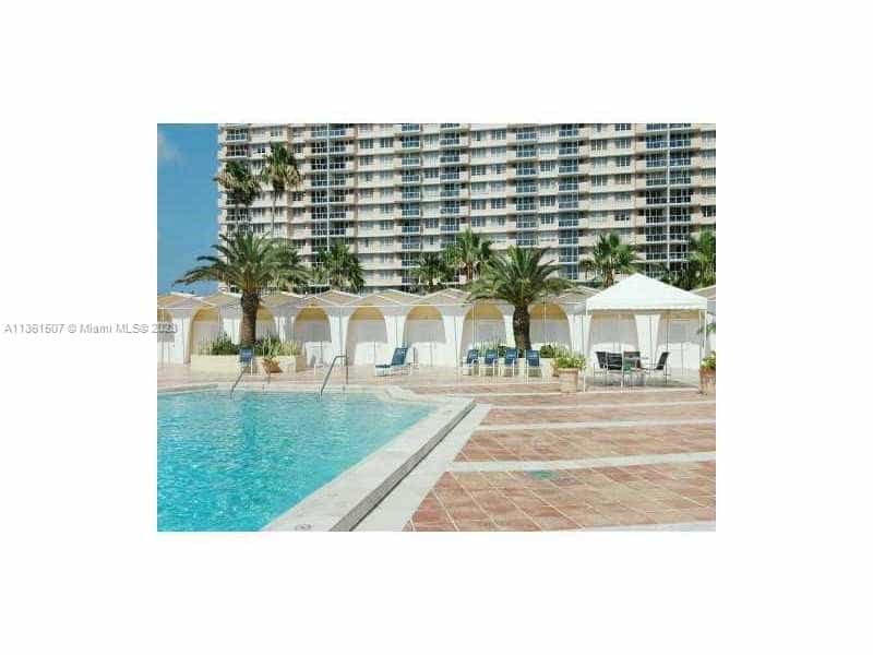 Condominium in Miami Beach, Florida 11636380