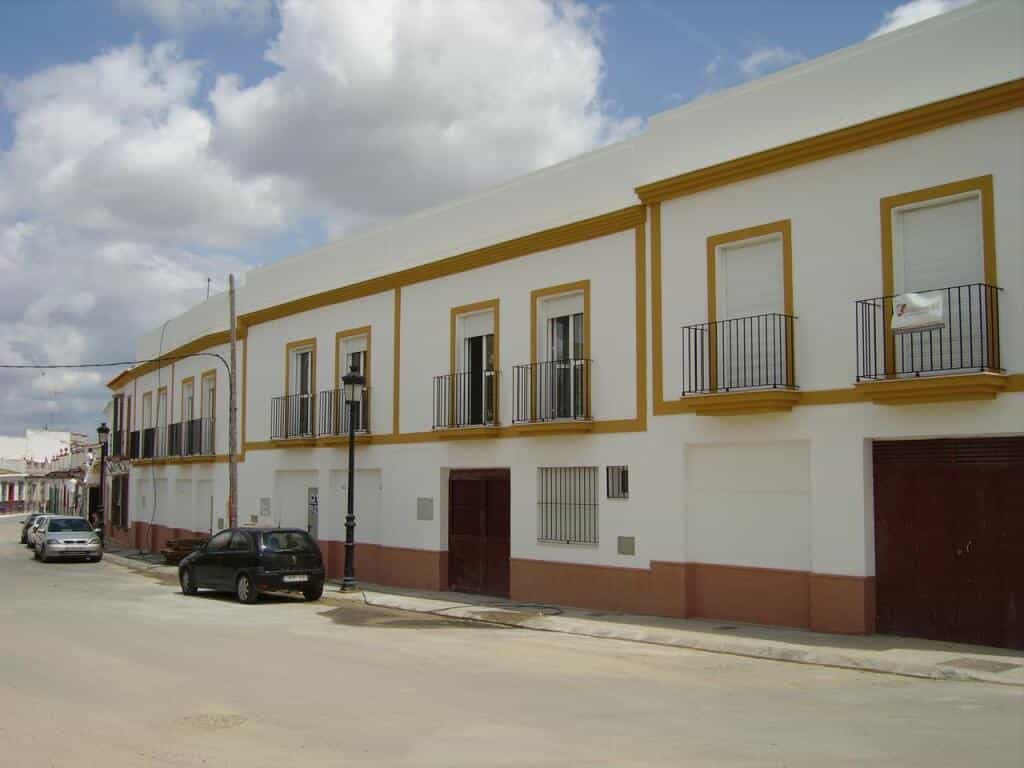 Industrial en La Palma del Condado, Andalusia 11637401