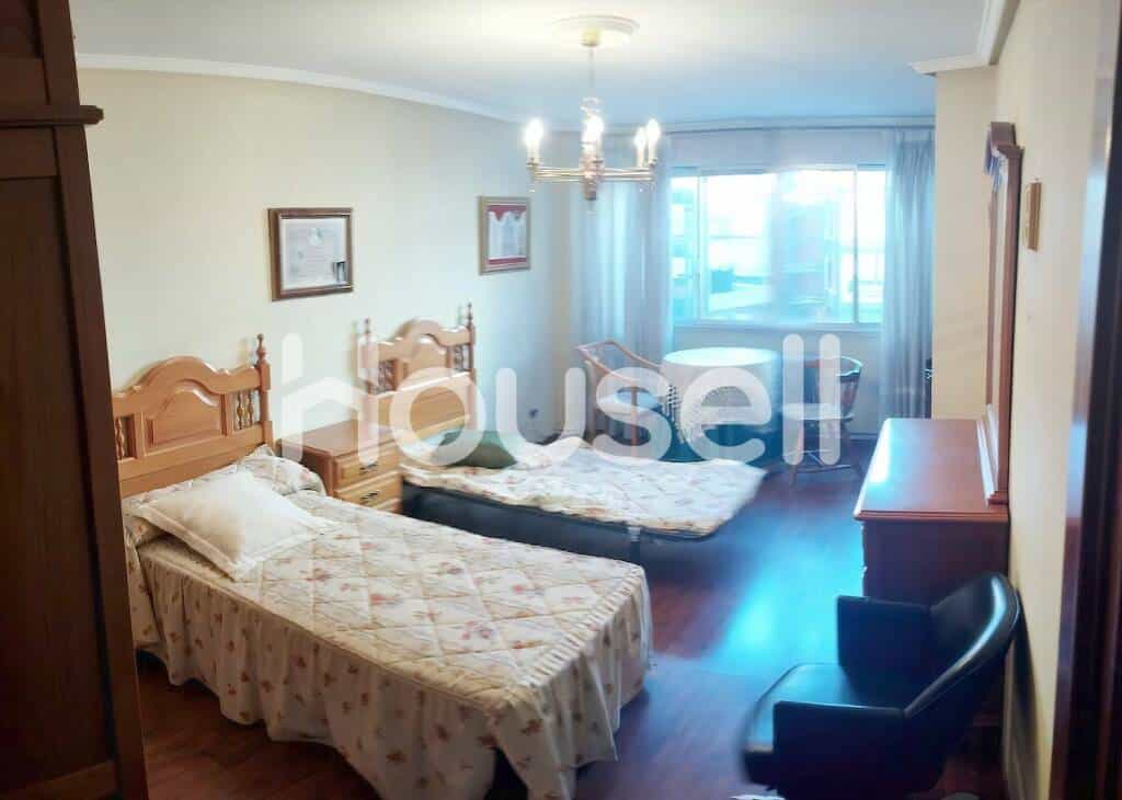 公寓 在 Santiago de Compostela, Galicia 11637429