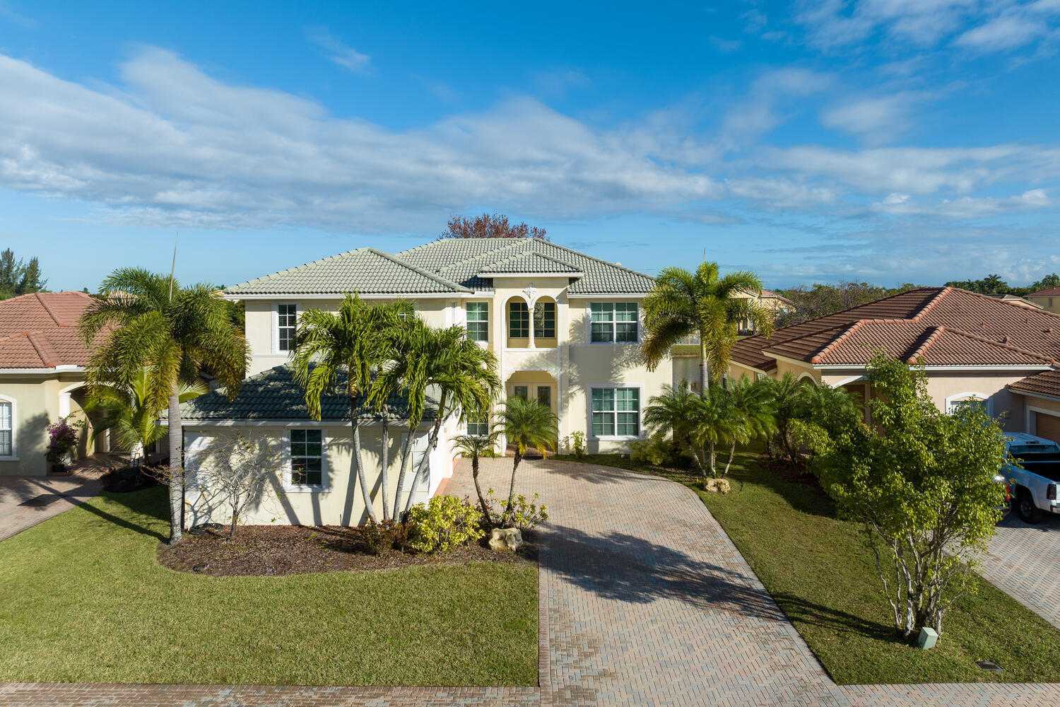 жилой дом в Royal Palm Beach, Florida 11637518