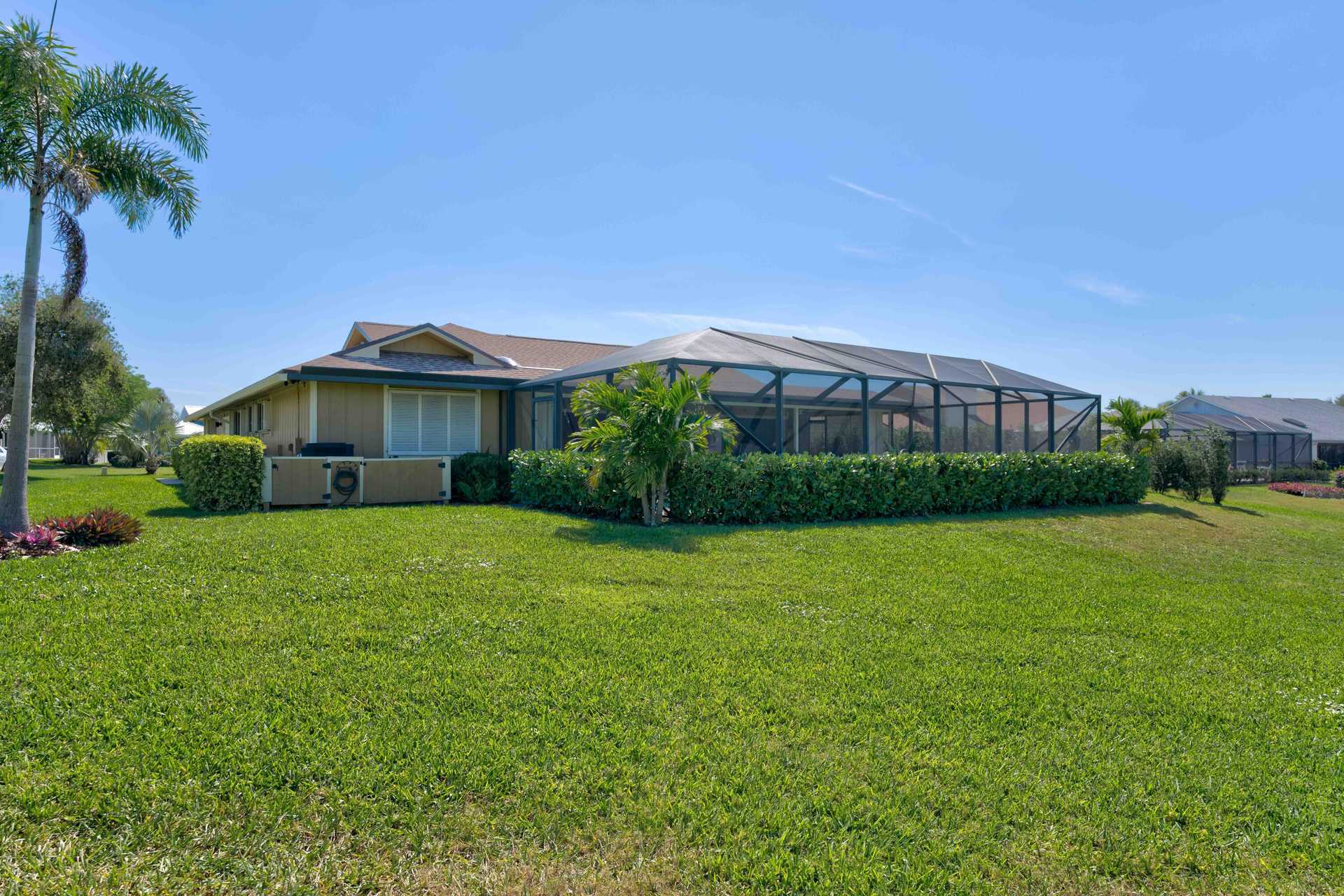 House in Hobe Sound, Florida 11637527