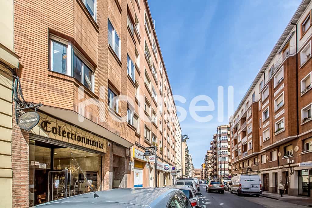 Condominium in Logroño, La Rioja 11638721