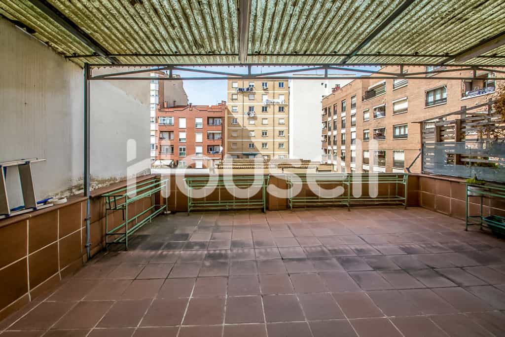 Condominium in Logroño, La Rioja 11638721