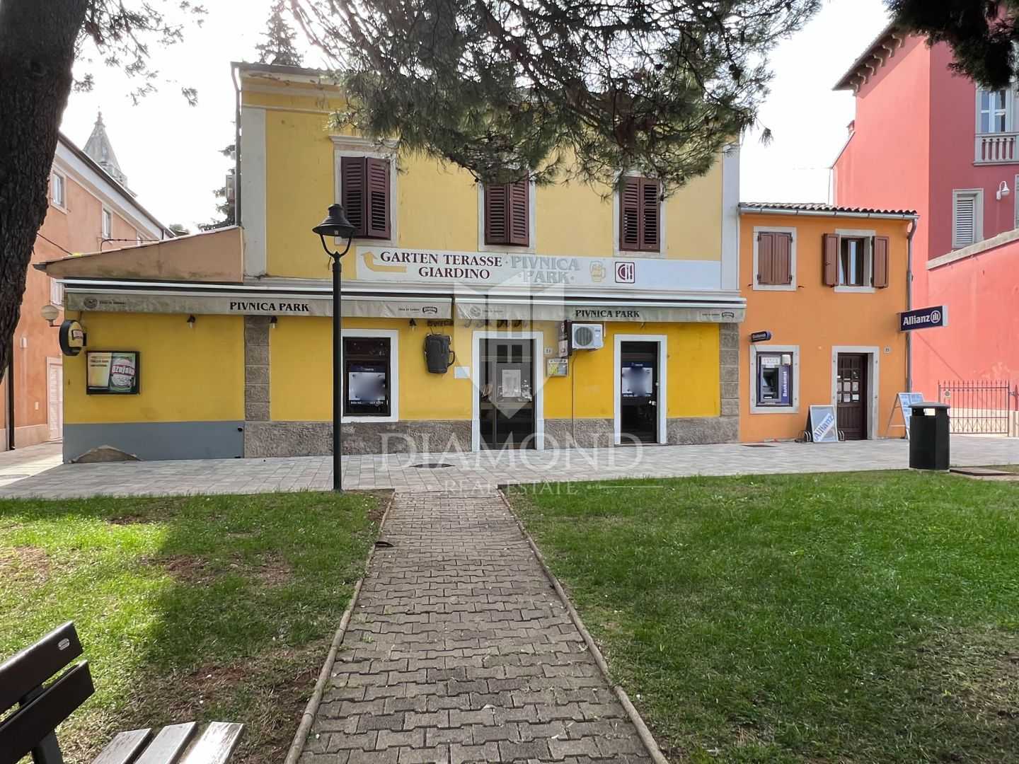房子 在 Novigrad, Istria County 11639012
