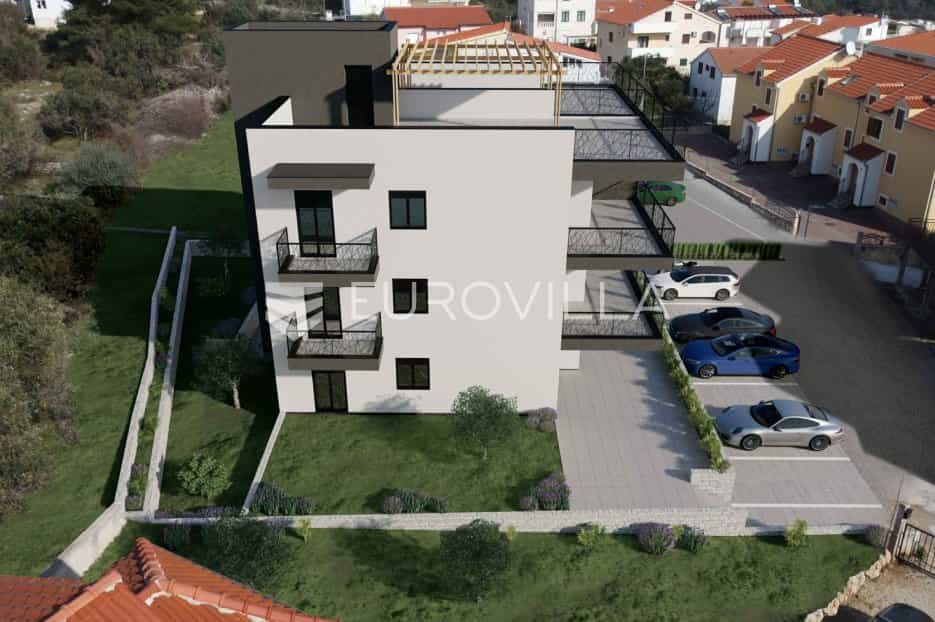 Condominium in Liveli, Splitsko-Dalmatinska Zupanija 11639213