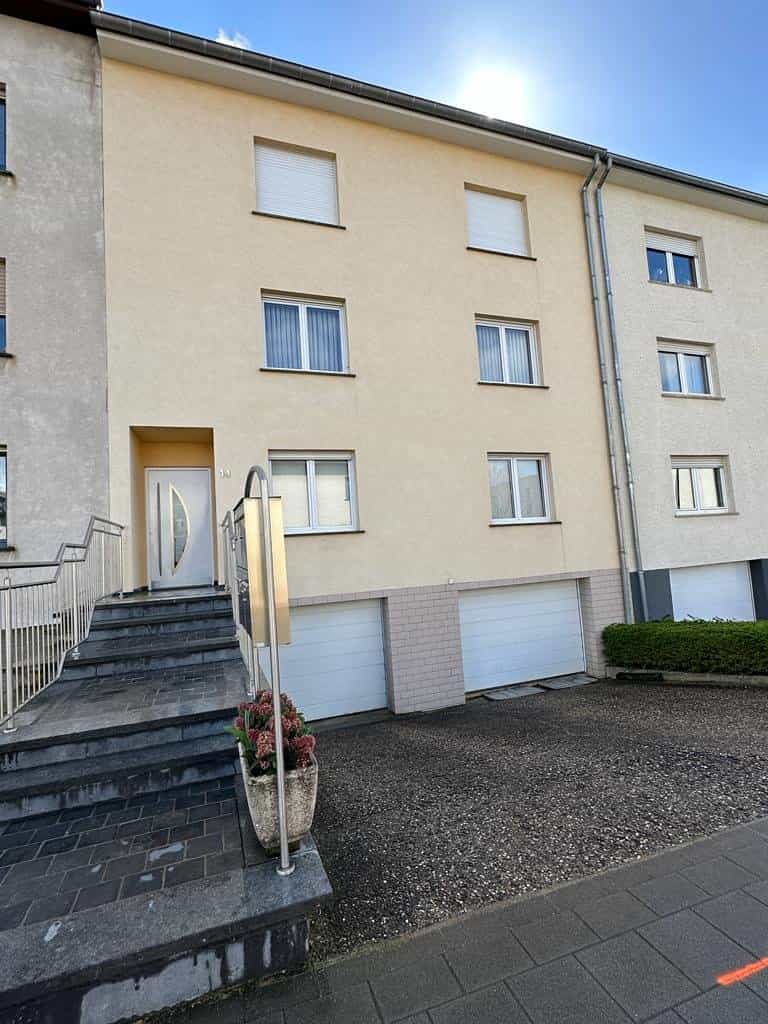 Condominium in Schifflange, Schifflange 11640011