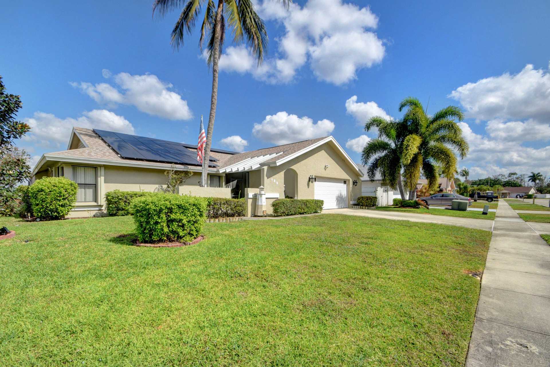 House in Royal Palm Beach, Florida 11640021