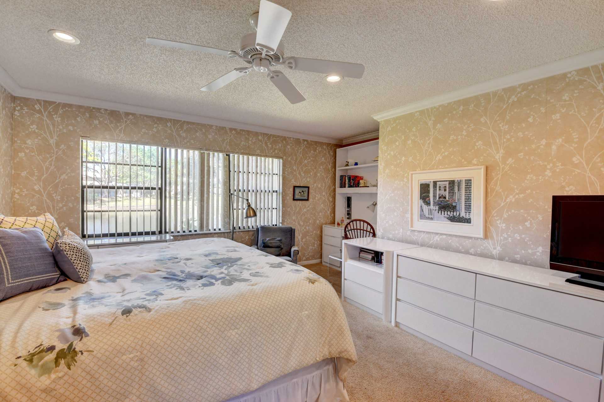 Condominium in Boynton Beach, Florida 11640045