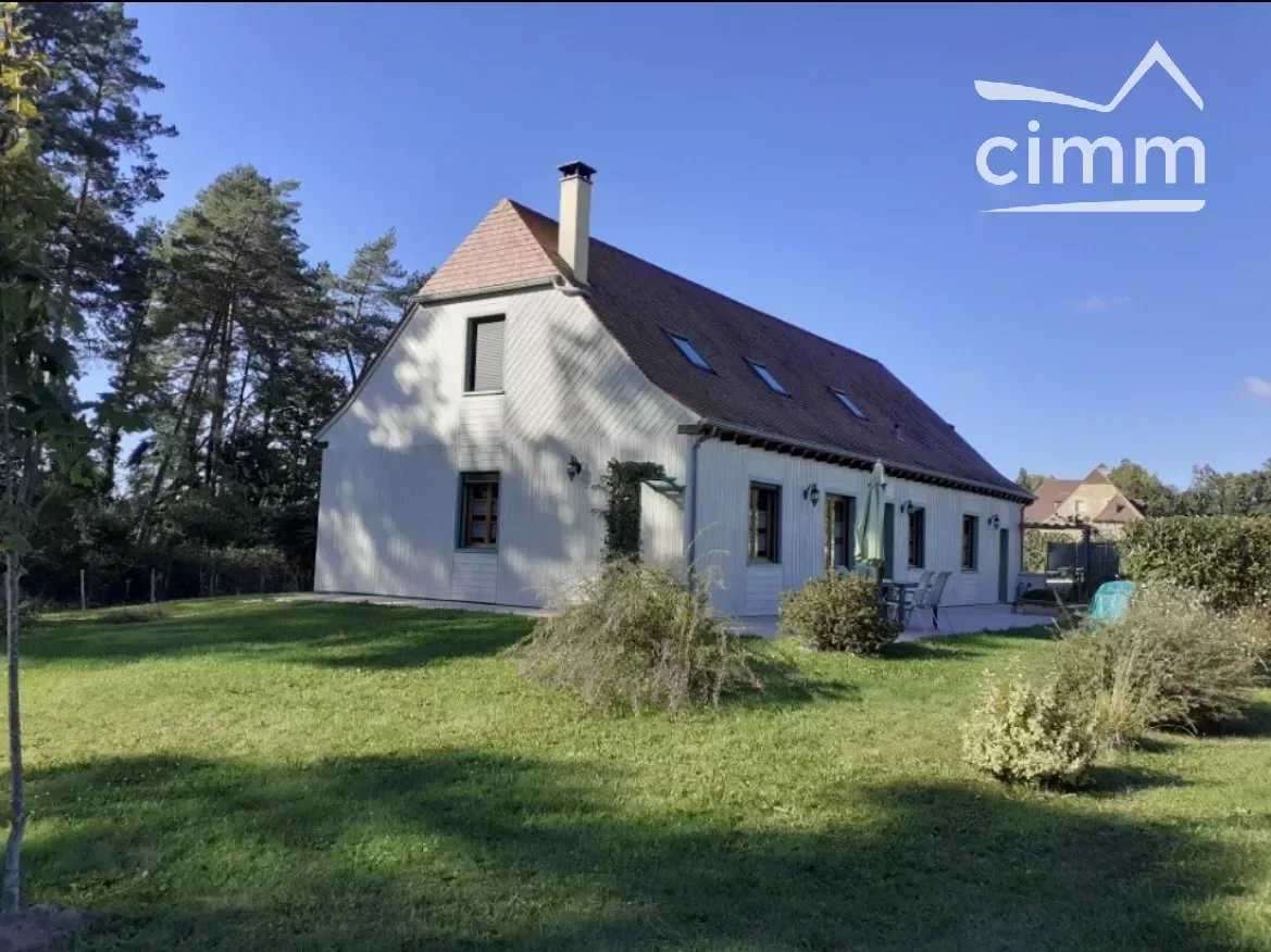 House in Plazac, Nouvelle-Aquitaine 11640051