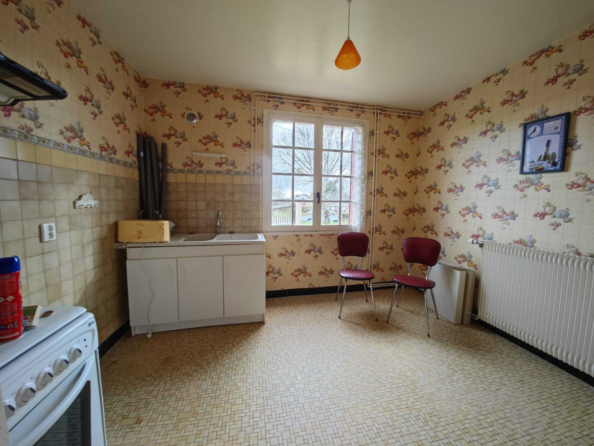 بيت في Remilly, بورغون-فرانش-كونت 11640085