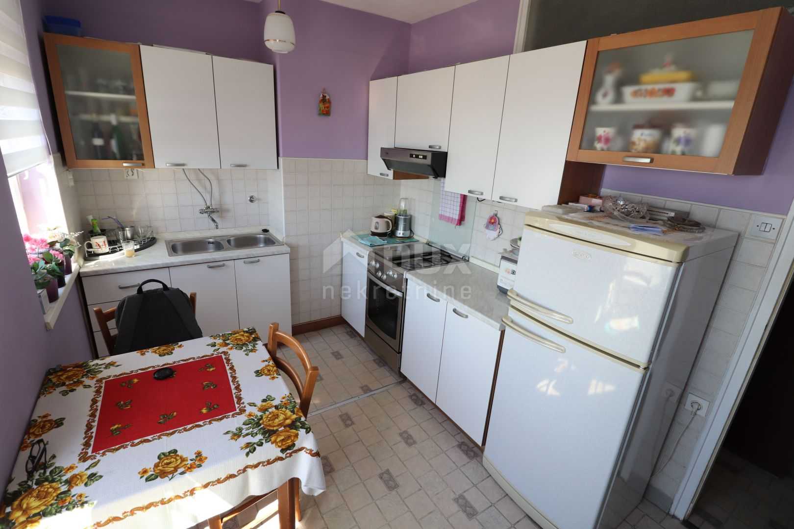 Condominium dans Podvezica, Primorsko-Goranska Zupanija 11640593