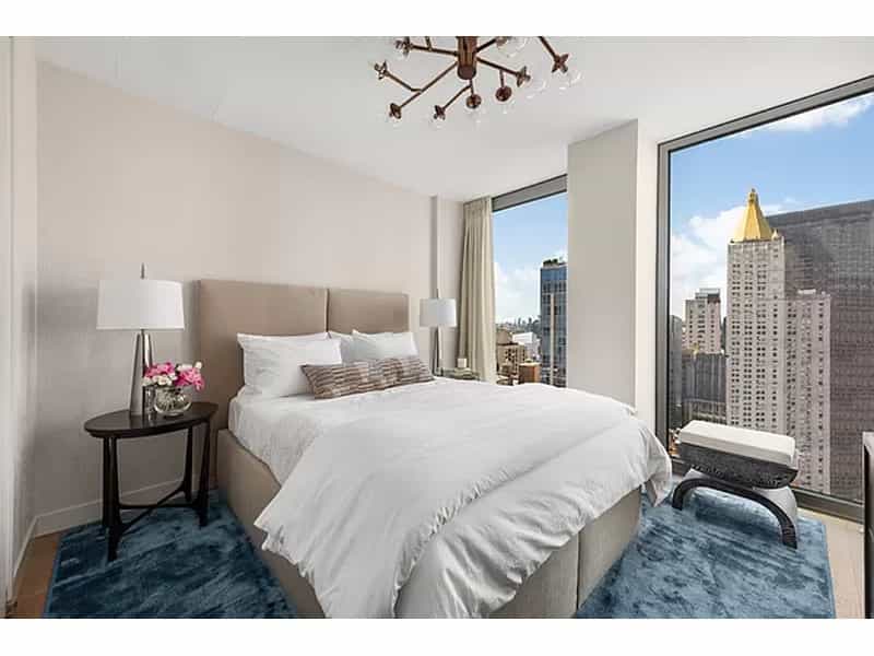 Condominium in New York, New York 11640994
