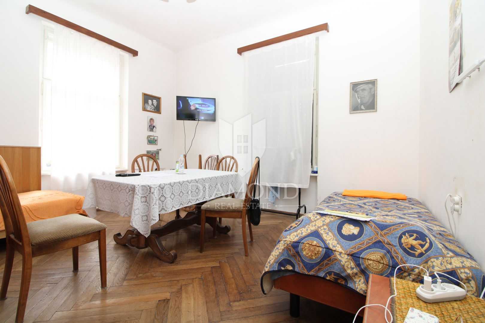 Condominium dans Opatija, Primorsko-Goranska Zupanija 11641036