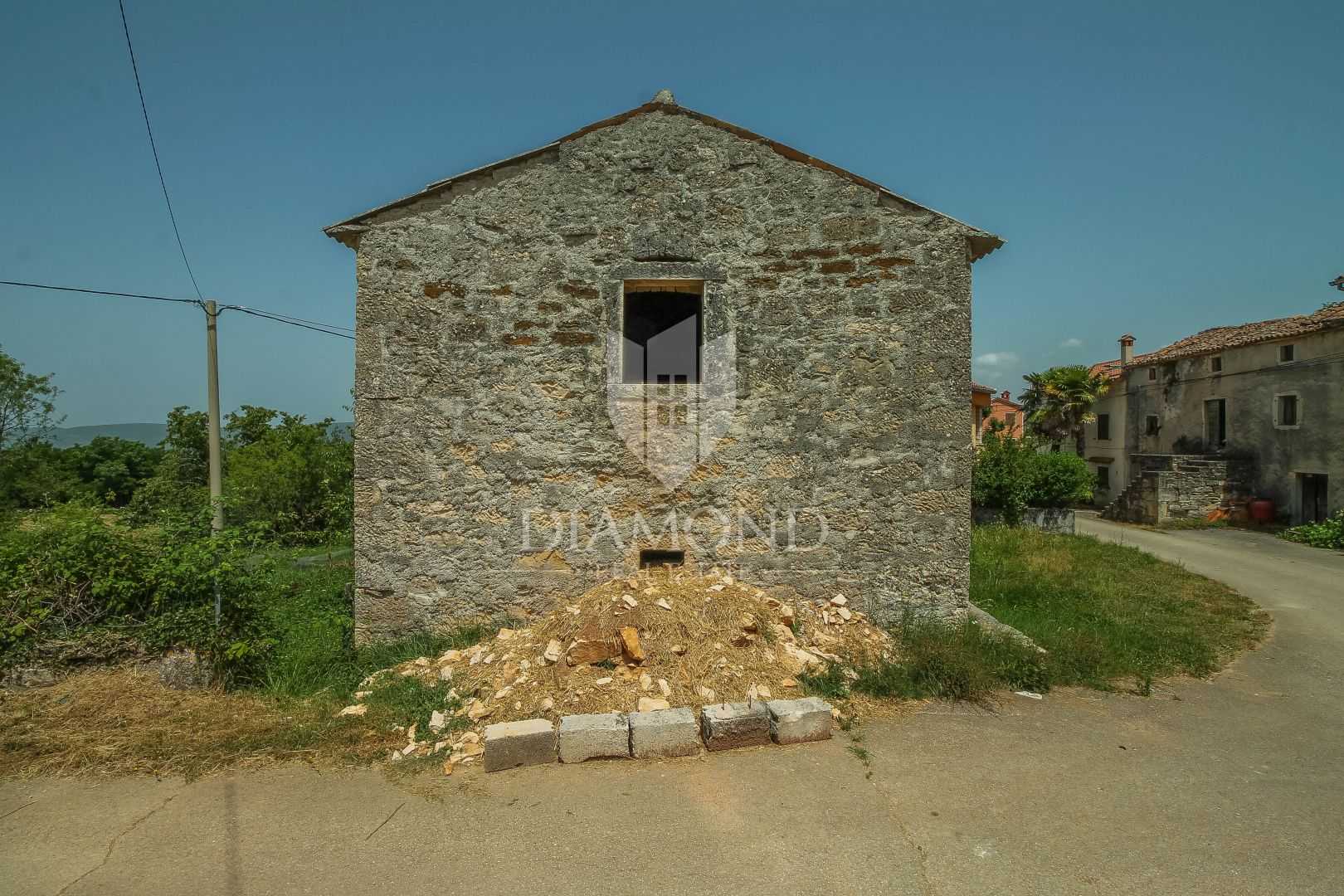House in Motovun, Istria County 11641082