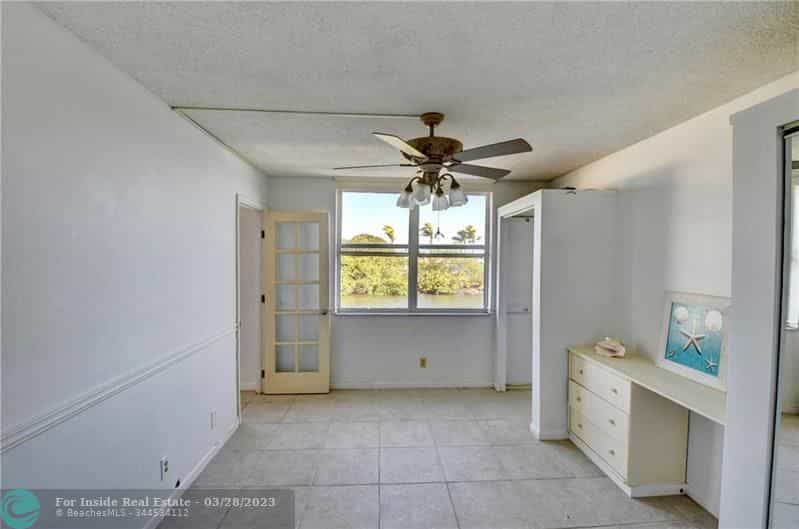 公寓 在 Boynton Beach, Florida 11641294