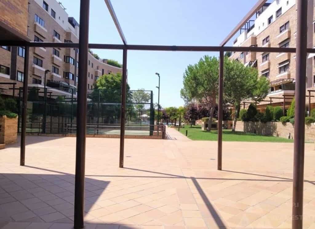 Condominium in Hortaleza, Madrid 11641339
