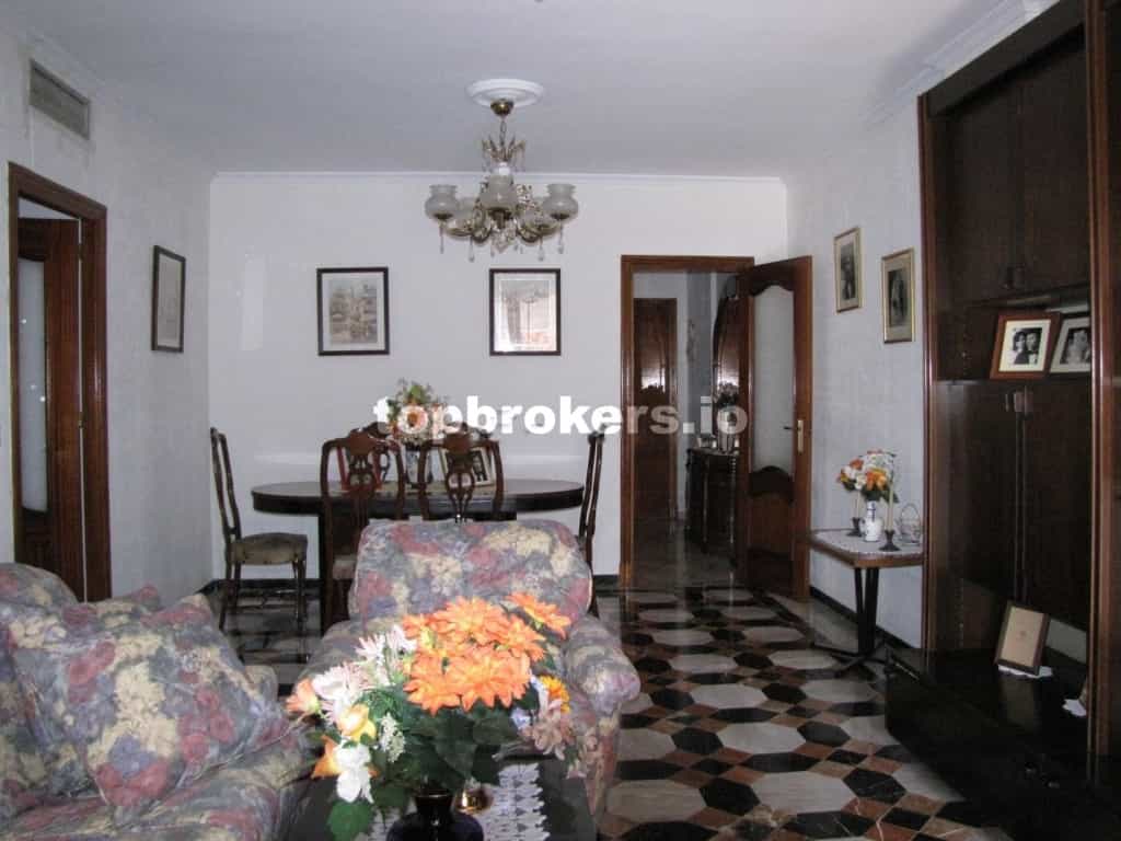 Квартира в Torreblanca de los Canos, Andalusia 11641344