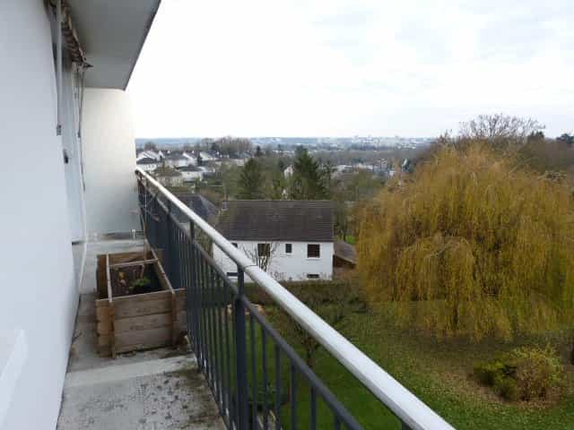 Condominium in Sainte-Radegonde-en-Touraine, Centre-Val de Loire 11641457