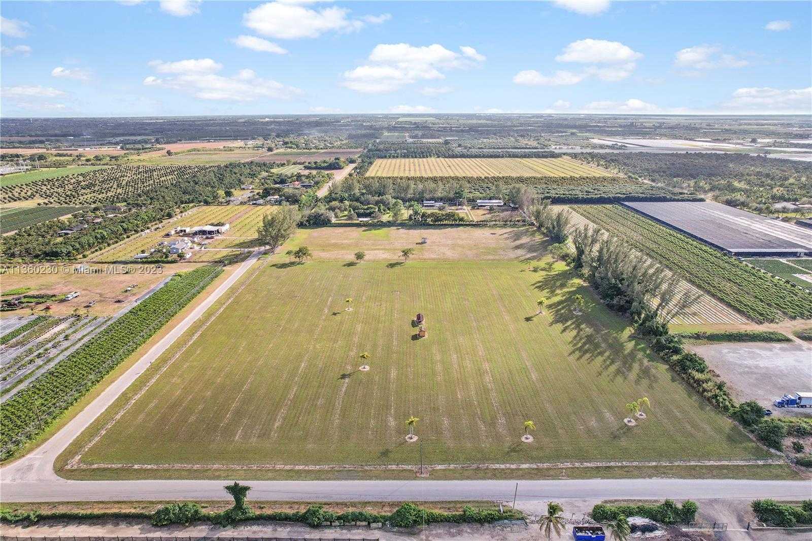 Land in Roodland, Florida 11641479