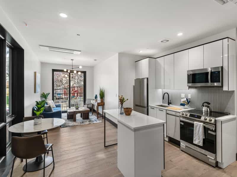 Condominium in Brooklyn, New York 11642042