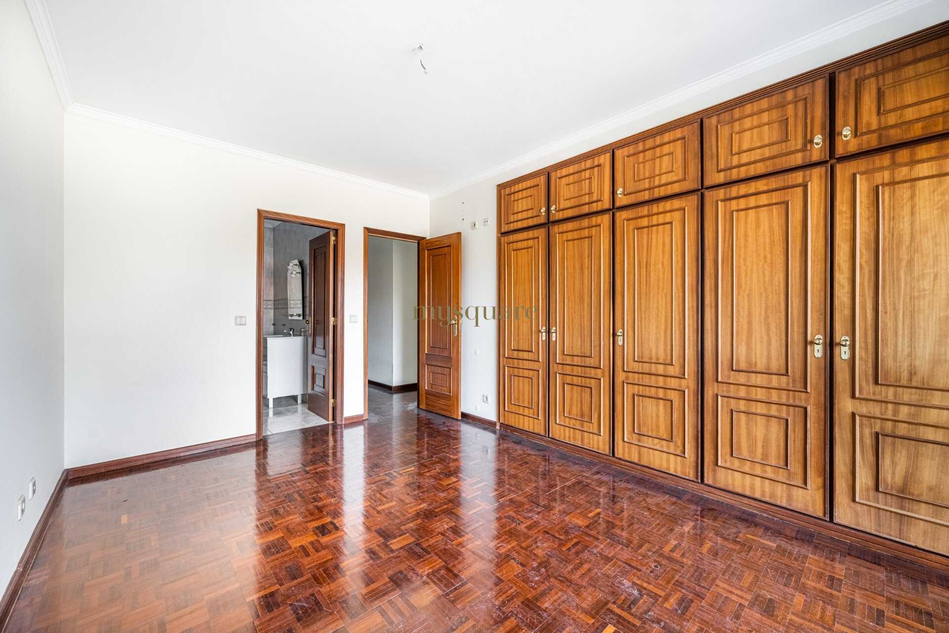 Condominium in , Porto District 11642640