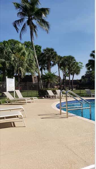 Résidentiel dans West Palm Beach, Florida 11642963