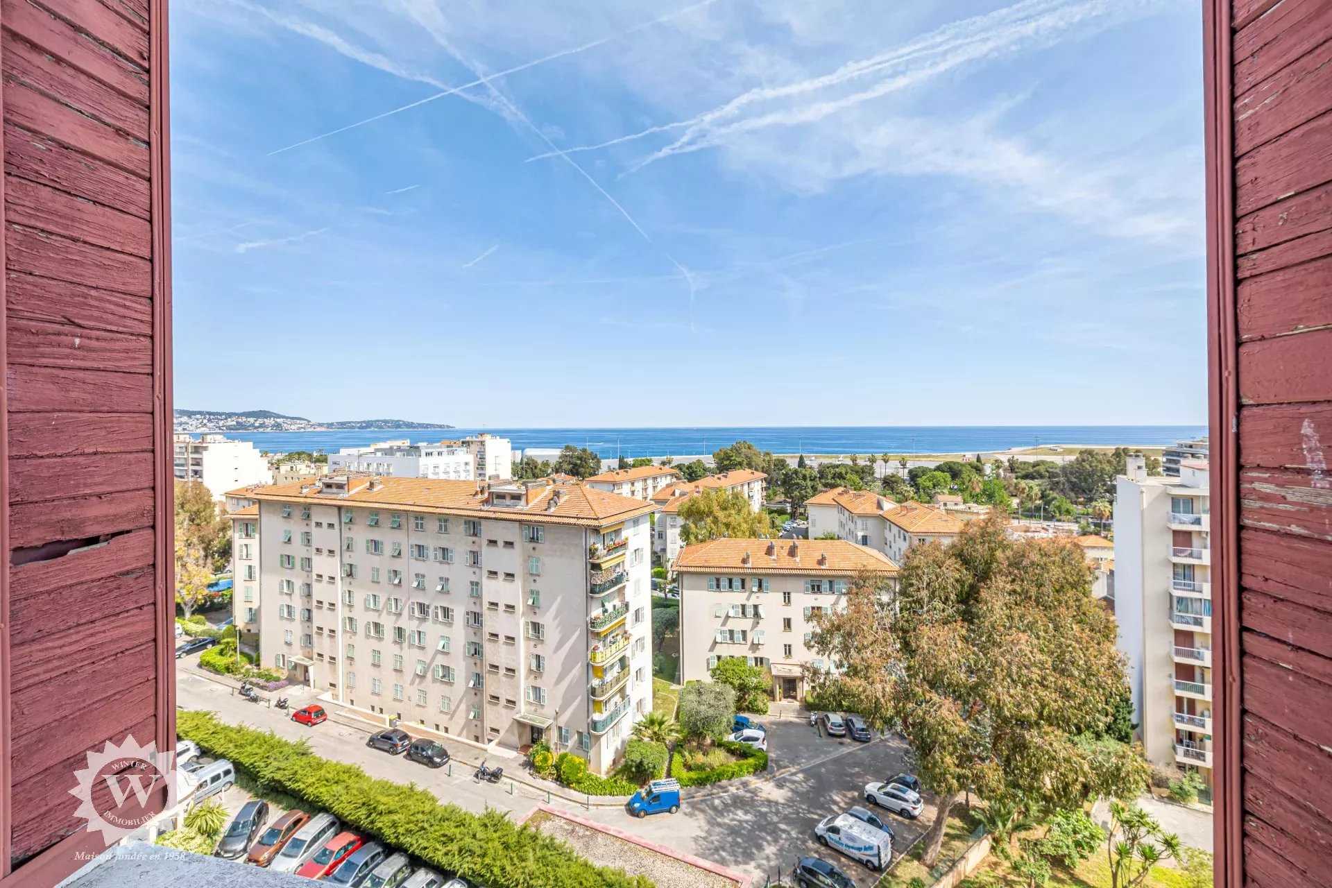 Condominium dans La Californie, Provence-Alpes-Côte d'Azur 11643015