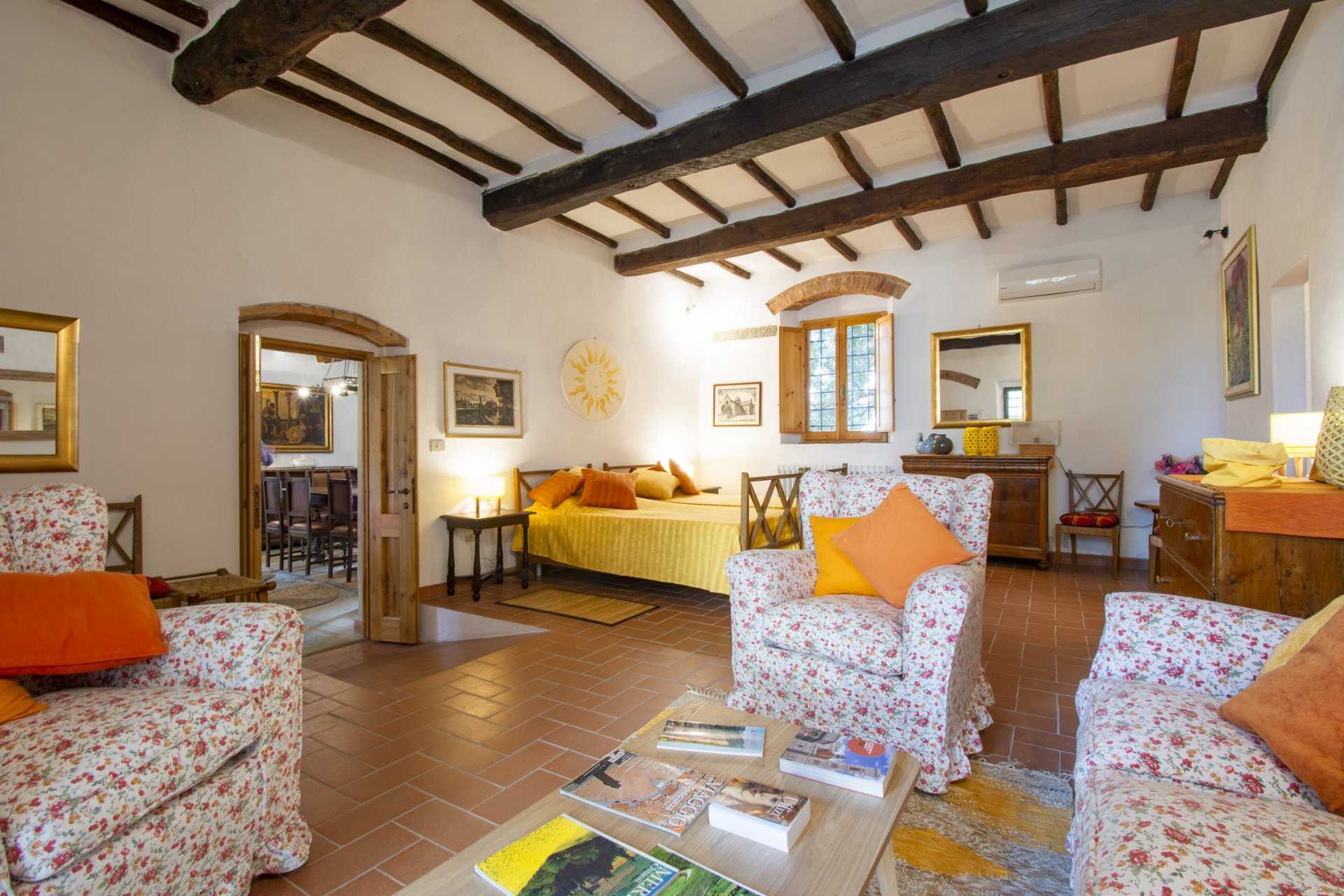 House in Figline Valdarno, Tuscany 11643042