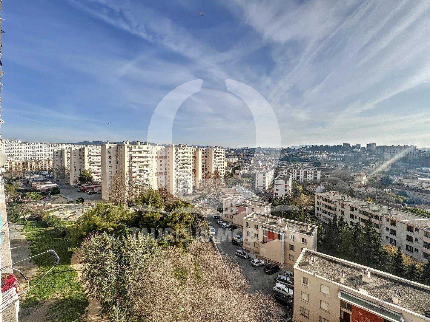 Condominium in Marseille 14ème, Bouches-du-Rhône 11643056