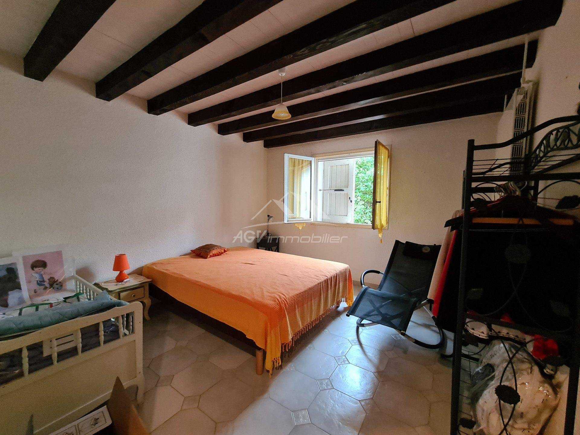 rumah dalam Les Mages, Gard 11643064