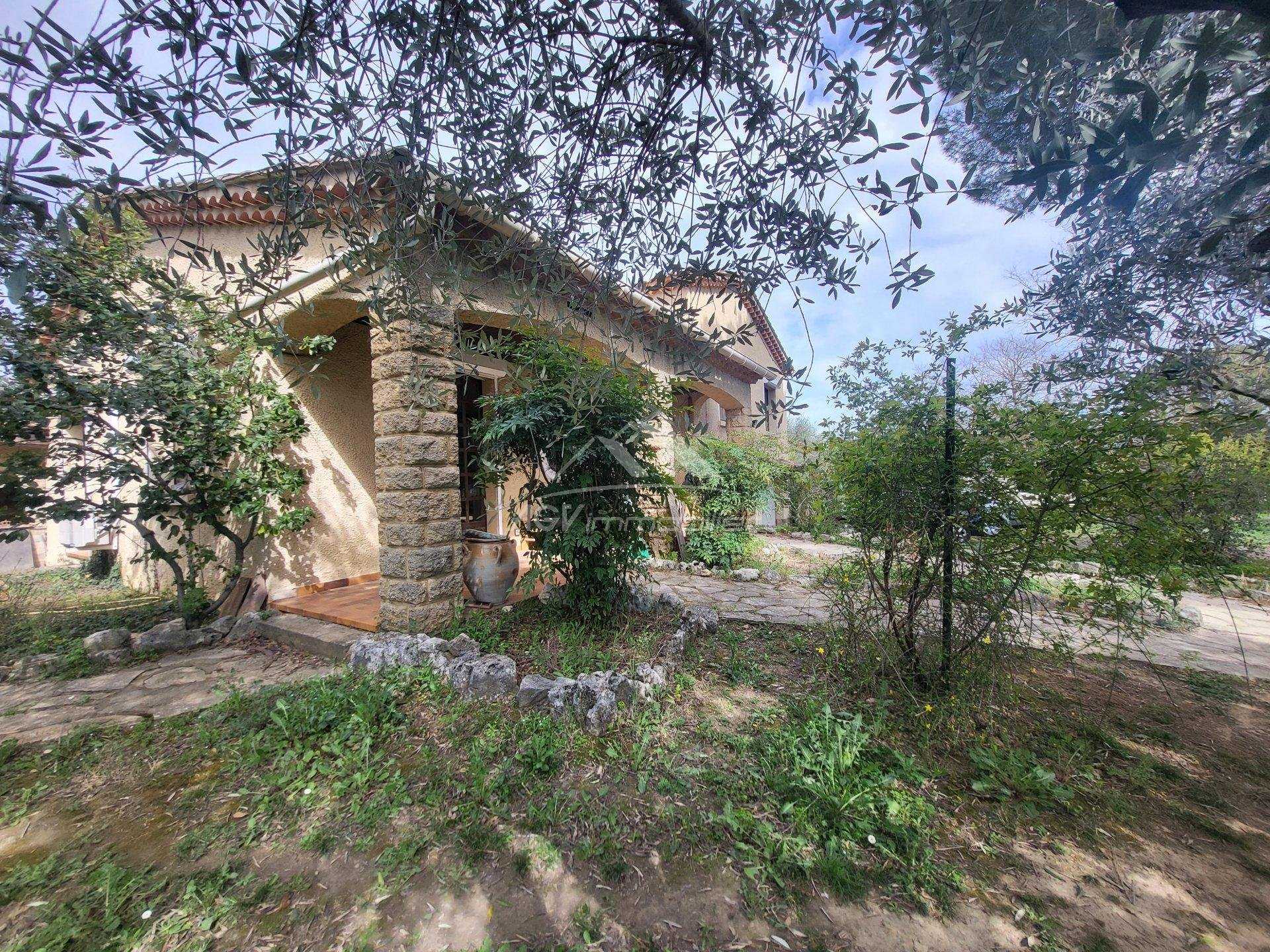 rumah dalam Saint-Privat-des-Vieux, Gard 11643099