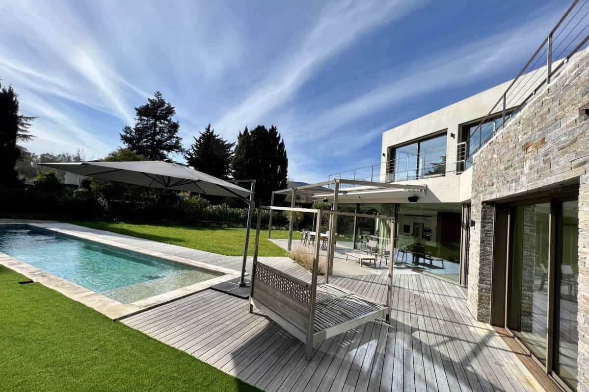 casa no Le Suquet, Provence-Alpes-Cote d'Azur 11643128