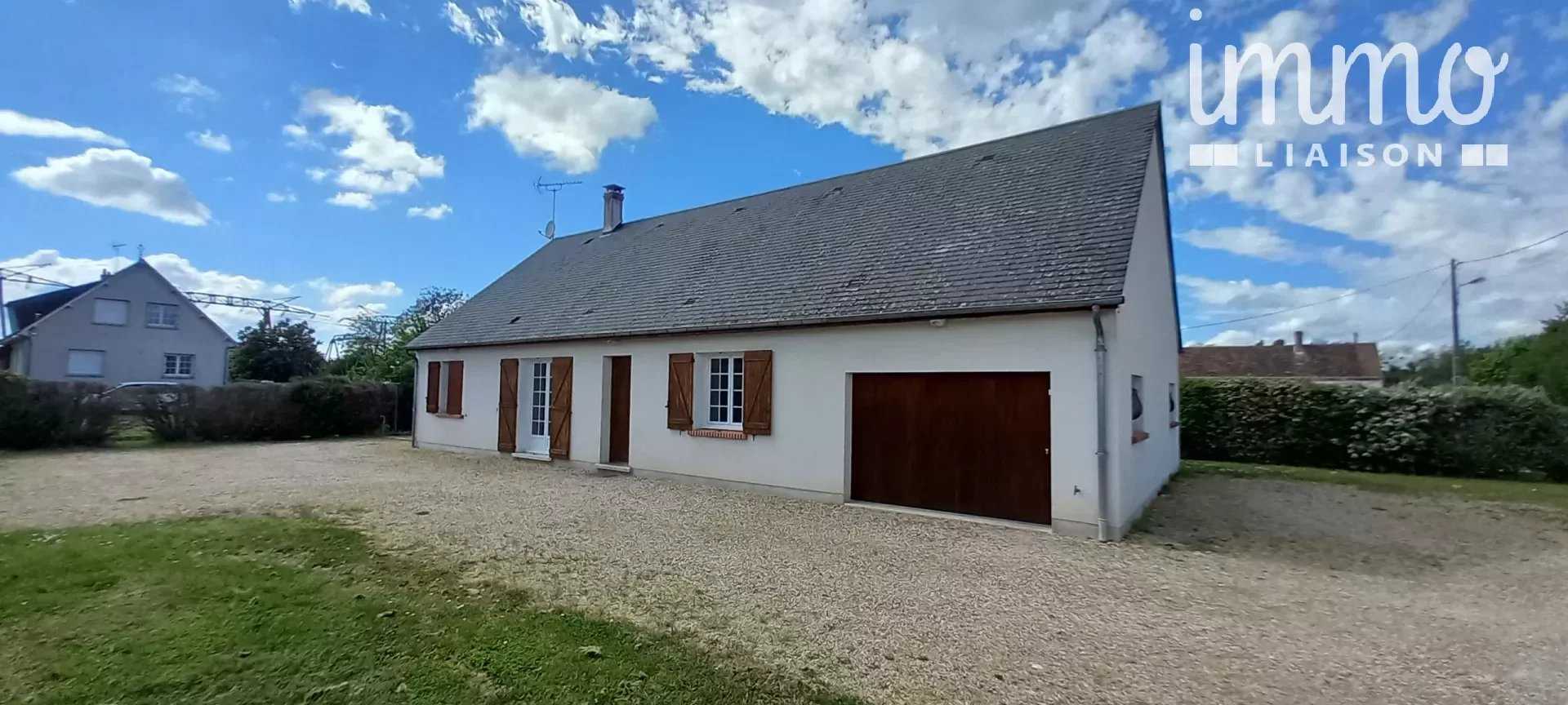 Haus im Saint-Laurent-des-Eaux, Centre-Val de Loire 11643183