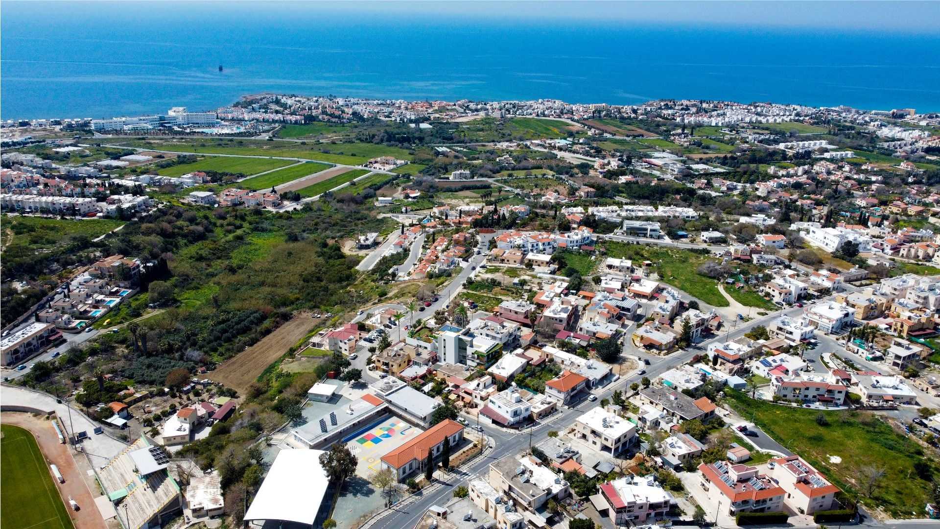 Condominium in Chloraka, Paphos 11643558